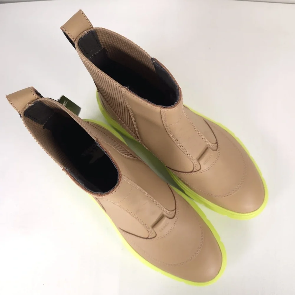 NWB SOREL CARIBOU‎ X Waterproof Platform Chelsea Boot LEATHER UPPER Size 8.5 & 9
